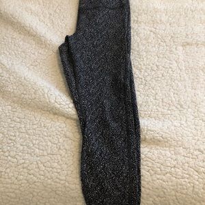 Athleta Salutation Stash Pocket II Textured 7/8 Tight